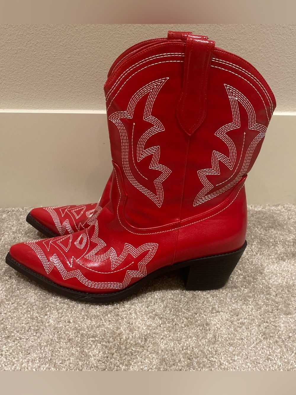 Red faux leather cowgirl boots with white design woman’s size 12
